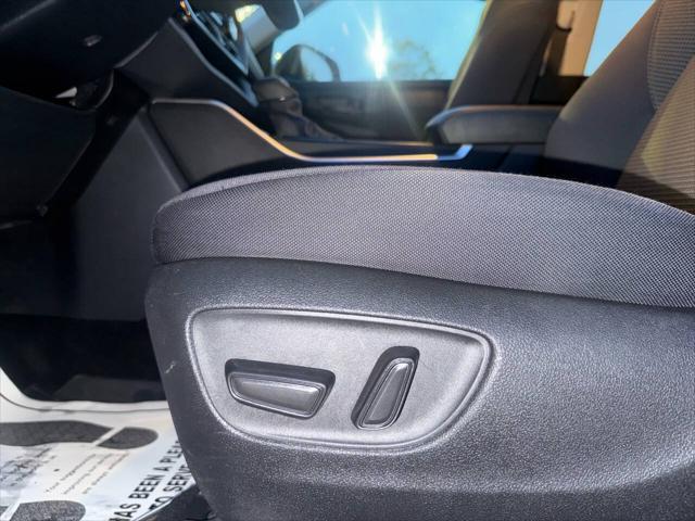 Photo of 2022 Gray Toyota Highlander