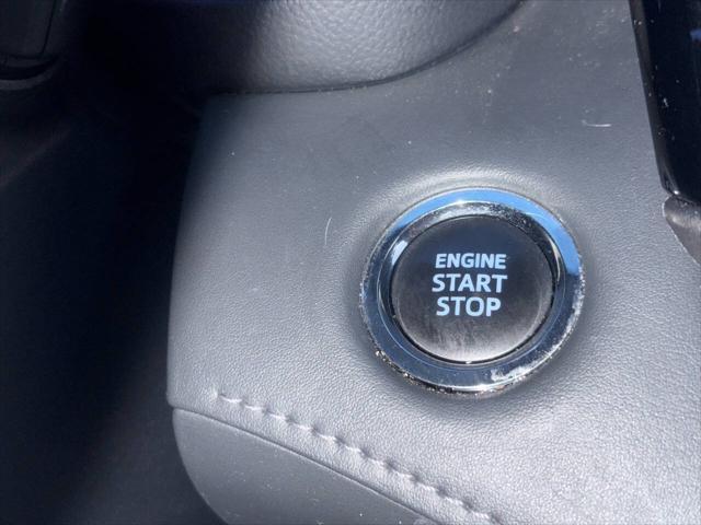 Photo of 2022 Gray Toyota Highlander