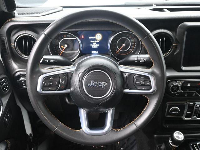 Photo of 2023 Bright White Clearcoat Jeep Gladiator