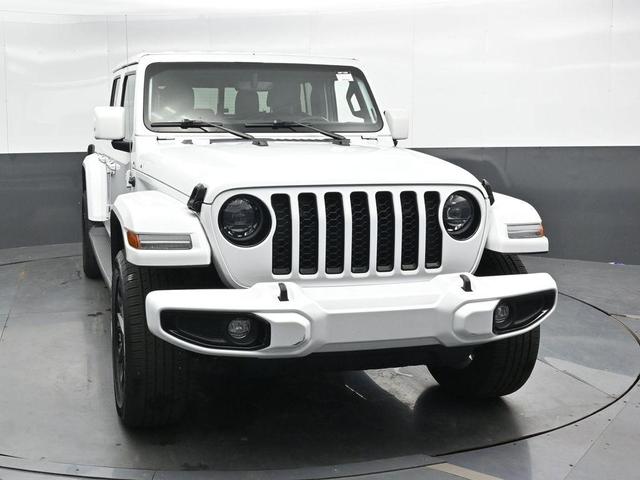 Photo of 2023 Bright White Clearcoat Jeep Gladiator