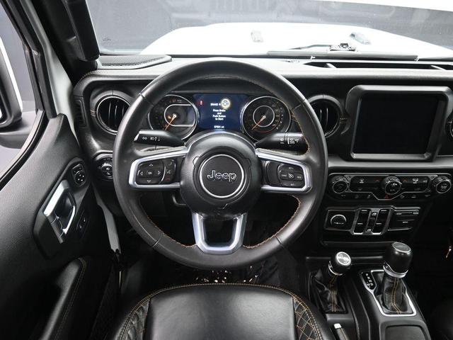 Photo of 2023 Bright White Clearcoat Jeep Gladiator