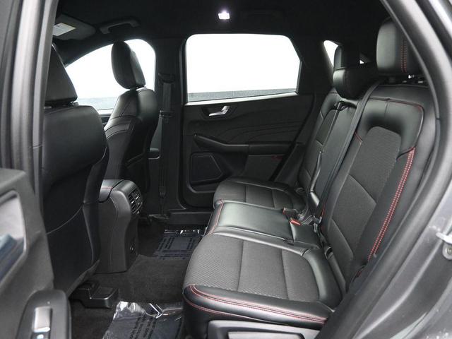 Photo of 2024 Gray Metallic Ford Escape