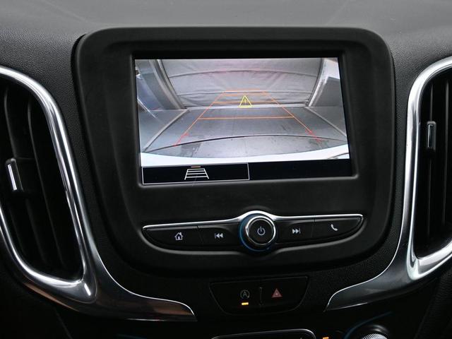 Photo of 2022 Summit White Chevrolet Equinox