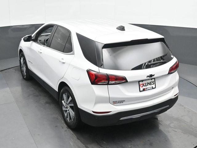 Photo of 2022 Summit White Chevrolet Equinox