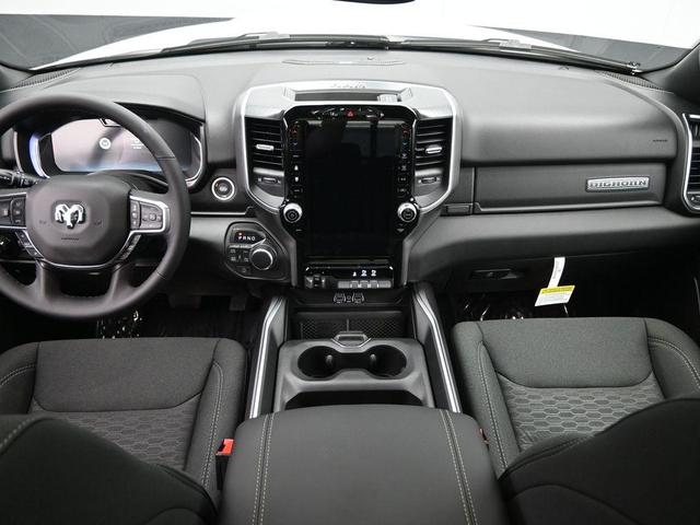 Photo of 2025 Bright White Clearcoat RAM 1500