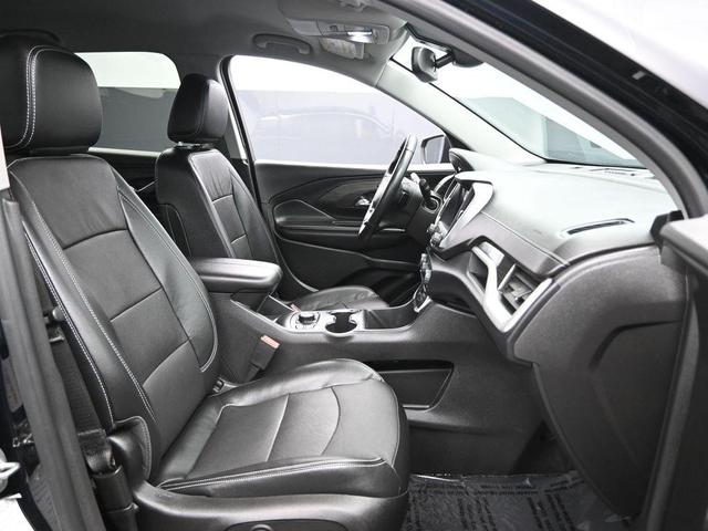Photo of 2023 Ebony Twilight Metallic GMC Terrain