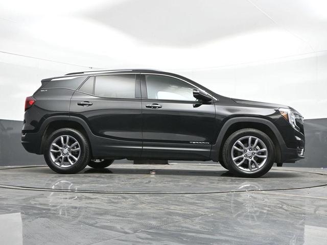 Photo of 2023 Ebony Twilight Metallic GMC Terrain