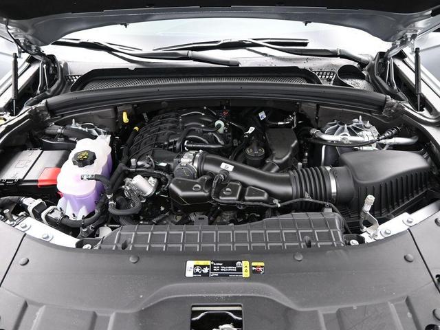 Photo of 2025 Silver Zynith Jeep Grand Cherokee