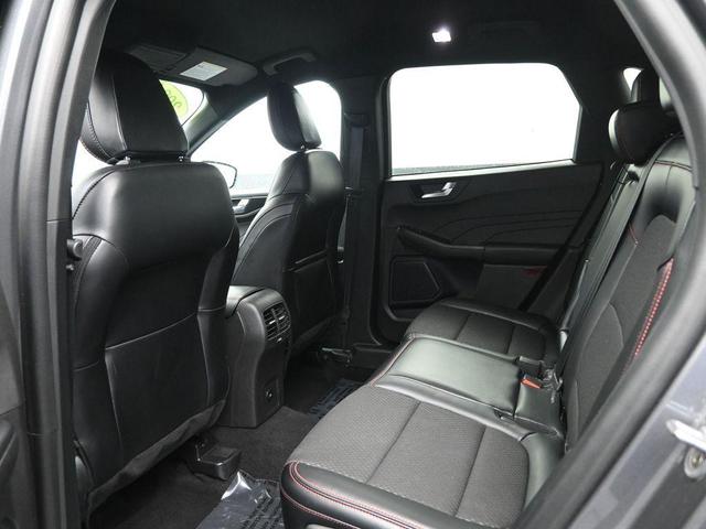 Photo of 2024 Gray Metallic Ford Escape