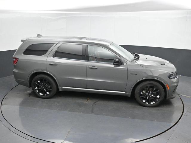 Photo of 2022 Destroyer Gray Clearcoat Dodge Durango