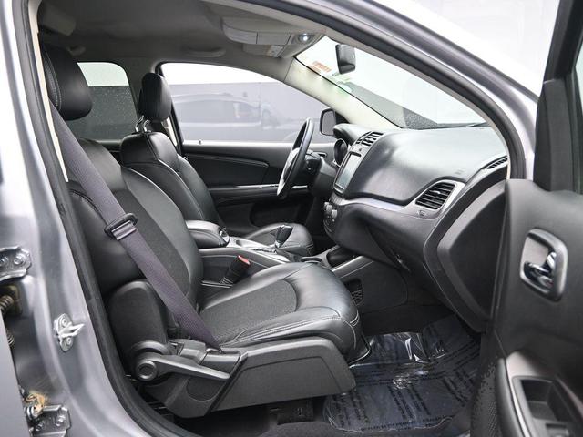 Photo of 2017 Billet Clearcoat Dodge Journey