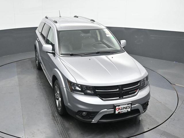 Photo of 2017 Billet Clearcoat Dodge Journey