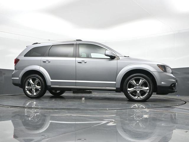 Photo of 2017 Billet Clearcoat Dodge Journey