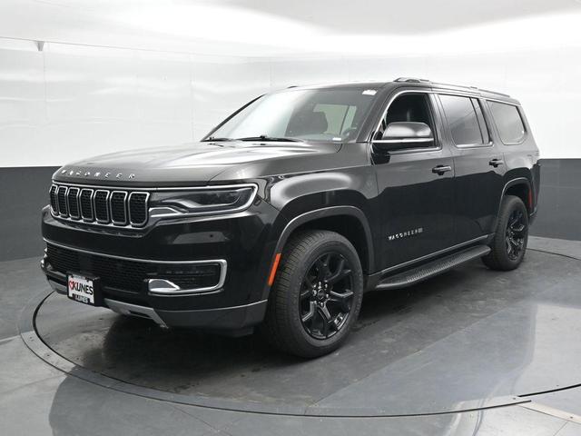 Photo of 2022 Diamond Black Jeep Wagoneer