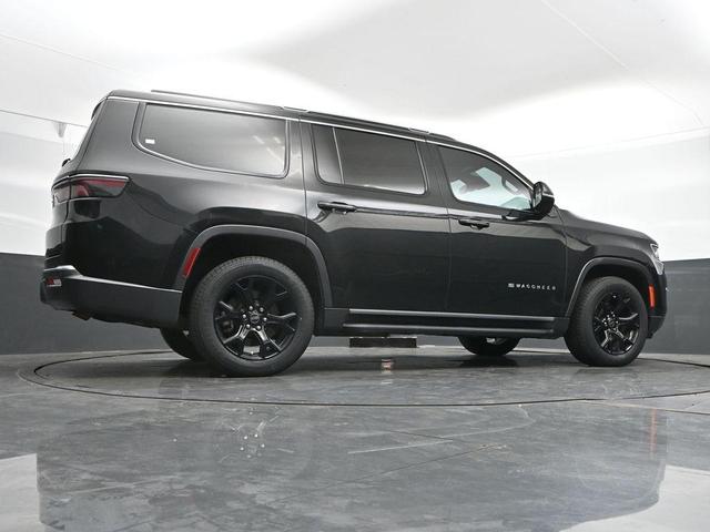 Photo of 2022 Diamond Black Jeep Wagoneer