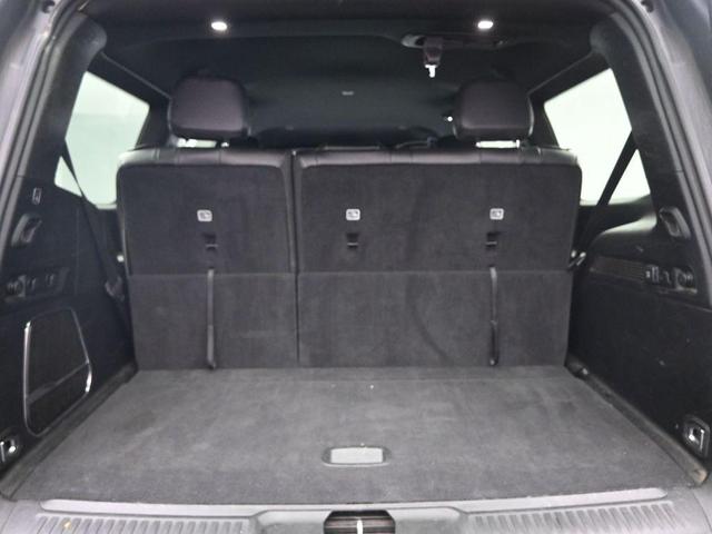 Photo of 2022 Diamond Black Jeep Wagoneer