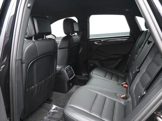 Photo of 2021 Black Porsche Macan