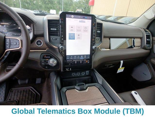 Photo of 2026 Diamond Black Crystal Pearlcoat RAM 1500