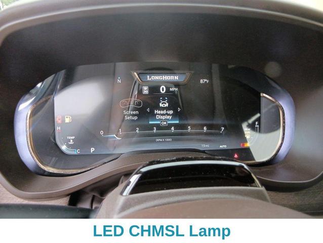 Photo of 2026 Diamond Black Crystal Pearlcoat RAM 1500