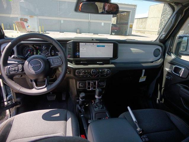 Photo of 2025 Anvil Clear Coat Jeep Wrangler 4xe