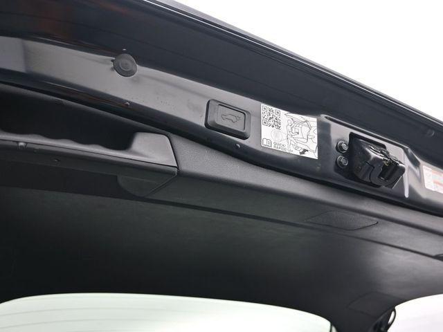 Photo of 2022 Midnight Black Metallic Toyota RAV4