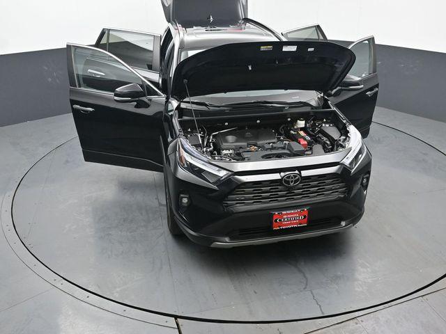 Photo of 2022 Midnight Black Metallic Toyota RAV4