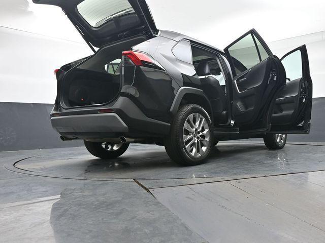 Photo of 2022 Midnight Black Metallic Toyota RAV4