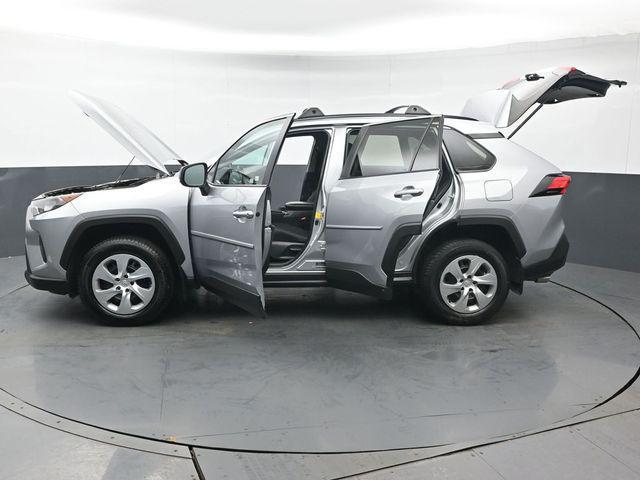 Photo of 2019 Silver Sky Metallic Toyota RAV4