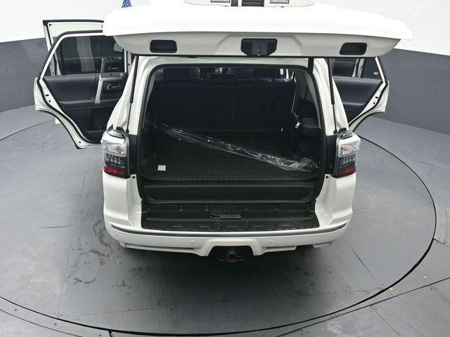 Photo of 2022 Blizzard Pearl Toyota 4Runner