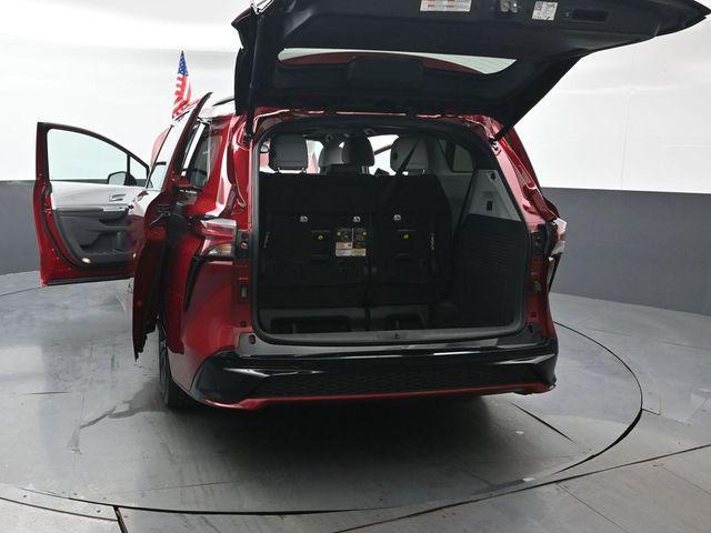 Photo of 2021 Ruby Flare Pearl Toyota Sienna
