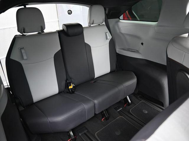 Photo of 2021 Ruby Flare Pearl Toyota Sienna