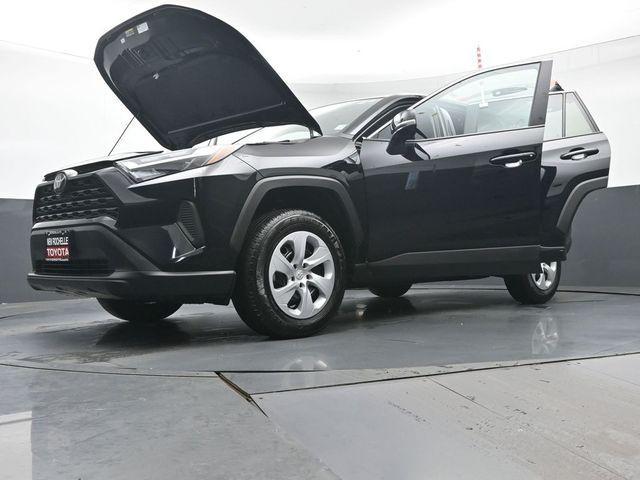 Photo of 2024 Midnight Black Metallic Toyota RAV4