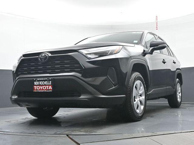 Photo of 2024 Midnight Black Metallic Toyota RAV4