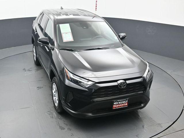 Photo of 2024 Midnight Black Metallic Toyota RAV4