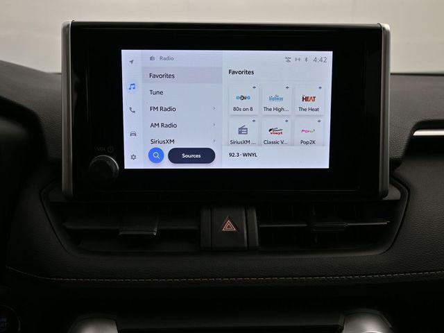 Photo of 2023 Ice Cap Toyota RAV4