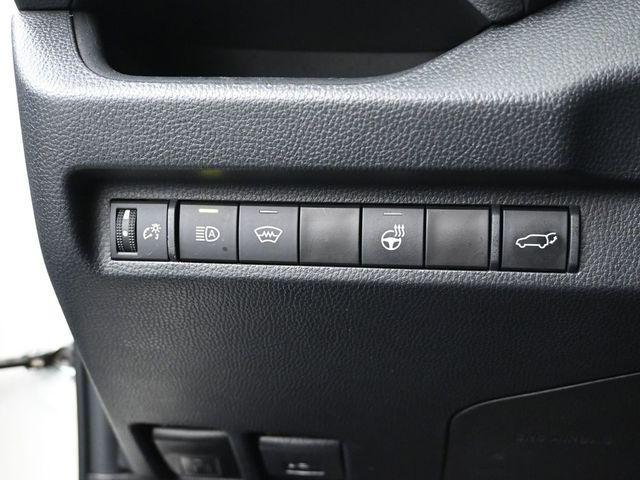 Photo of 2023 Ice Cap Toyota RAV4