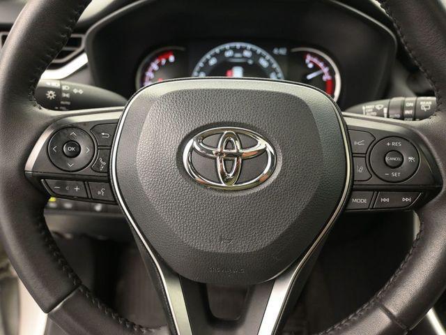 Photo of 2023 Ice Cap Toyota RAV4