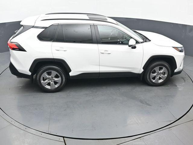 Photo of 2023 Ice Cap Toyota RAV4