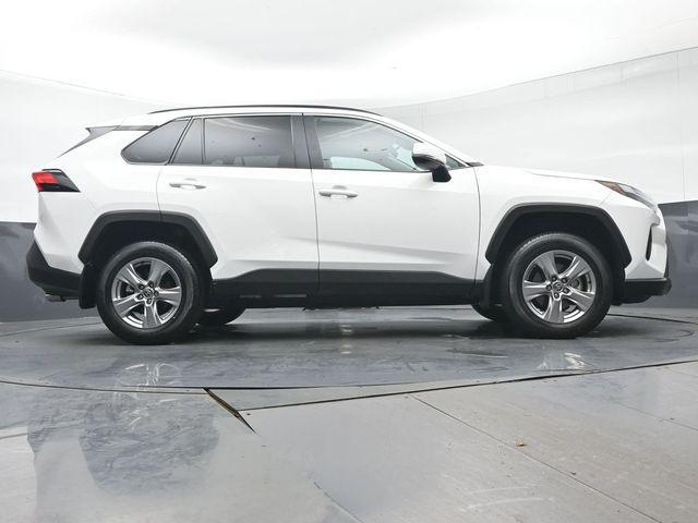 Photo of 2023 Ice Cap Toyota RAV4