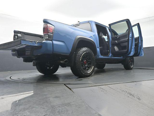 Photo of 2018 Cavalry Blue Toyota Tacoma