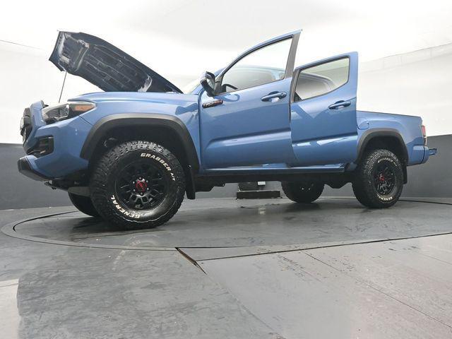 Photo of 2018 Cavalry Blue Toyota Tacoma