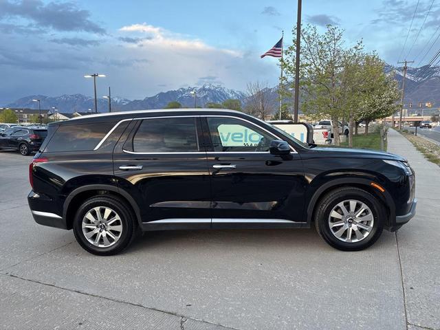 Photo of 2024 Abyss Black Pearl Hyundai PALISADE