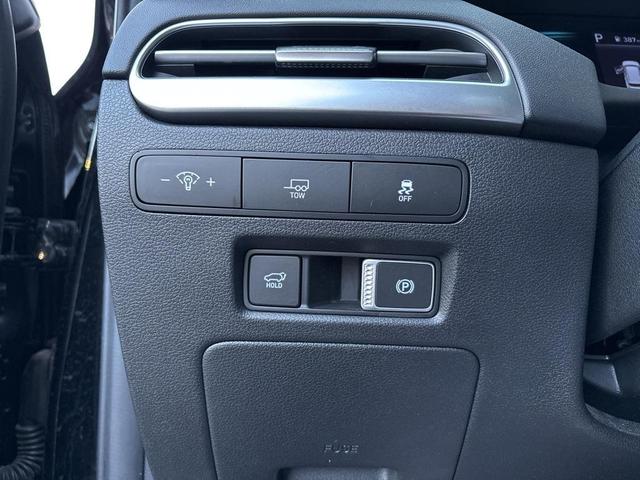 Photo of 2024 Abyss Black Pearl Hyundai PALISADE