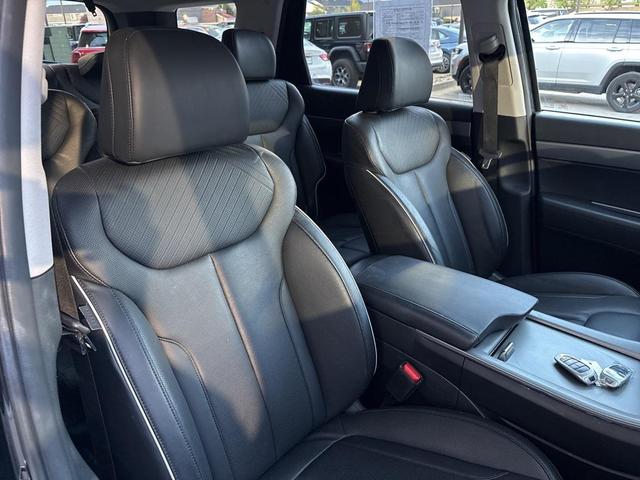 Photo of 2024 Abyss Black Pearl Hyundai PALISADE