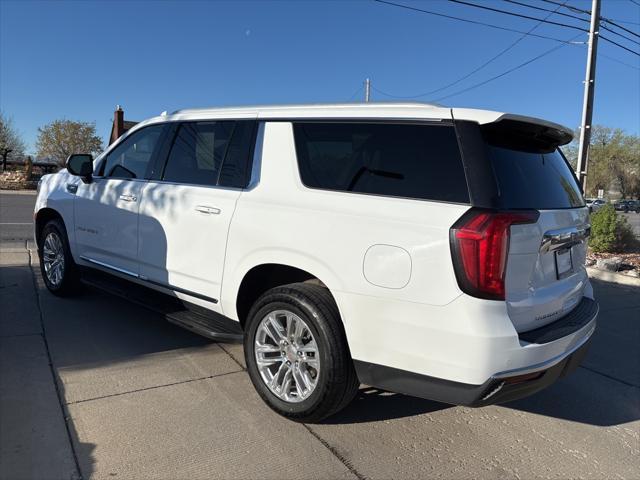 Photo of 2023 Summit White GMC Yukon XL