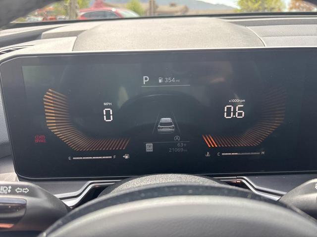 Photo of 2024 Ebony Black Kia Sorento