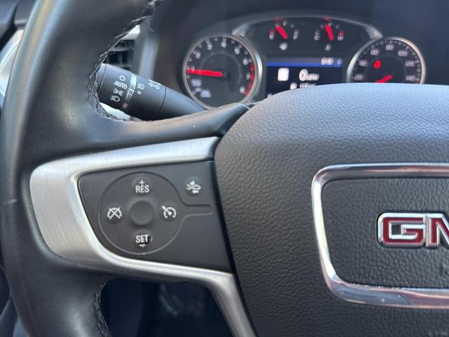 Photo of 2023 Summit White GMC Acadia