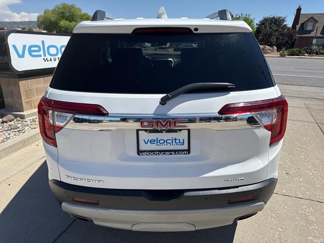 Photo of 2023 Summit White GMC Acadia
