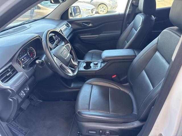 Photo of 2023 Summit White GMC Acadia