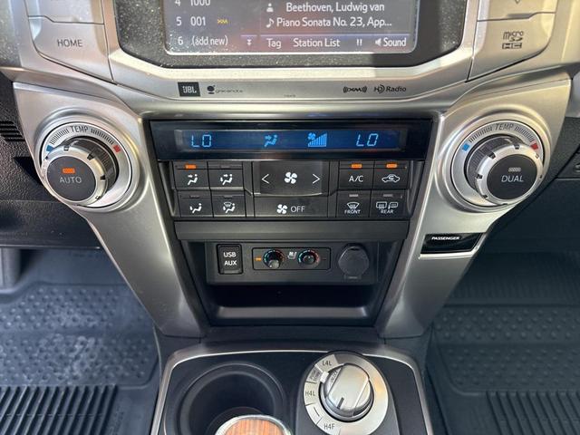 Photo of 2019 Classic Silver Metallic Toyota 4Runner